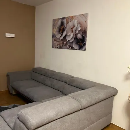 Location Meublee * Les Angles (Gard)